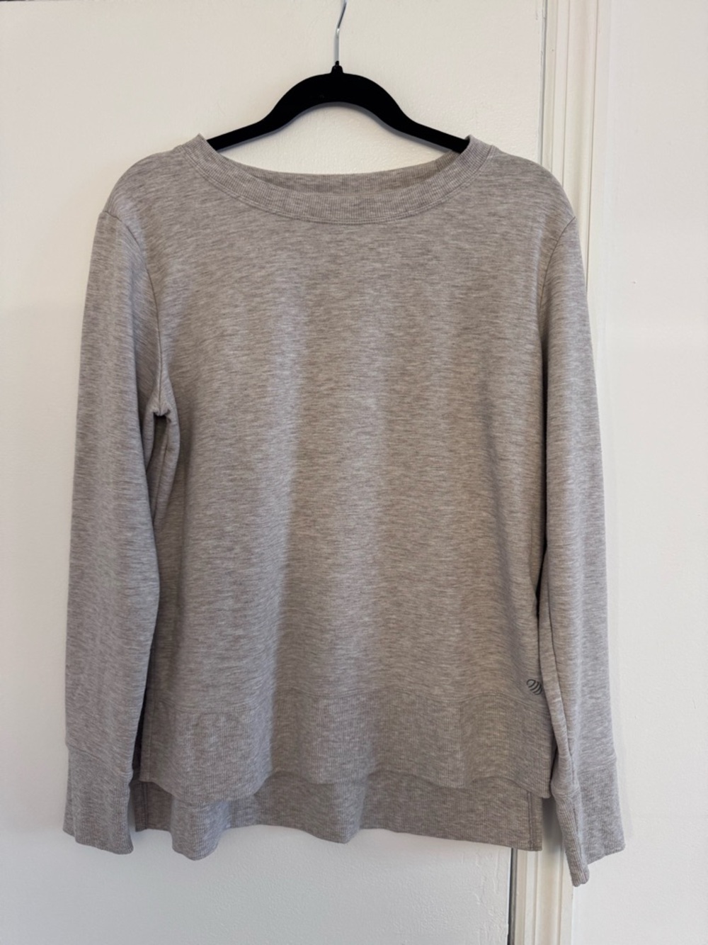 Beige Long Sleeve Pullover Sweatshirt